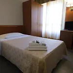 Zoello Je Suis Castelvetro di Modena