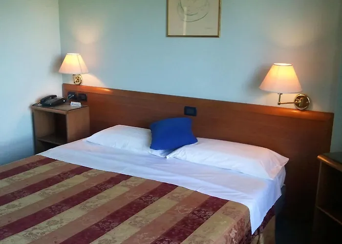 Hotel Zoello Je Suis Castelvetro di Modena