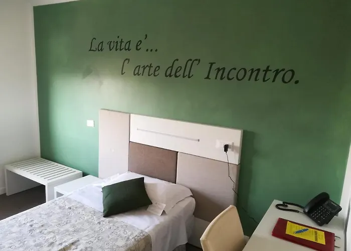 Hotel Zoello Je Suis