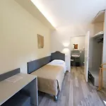 Hotel Zoello Je Suis