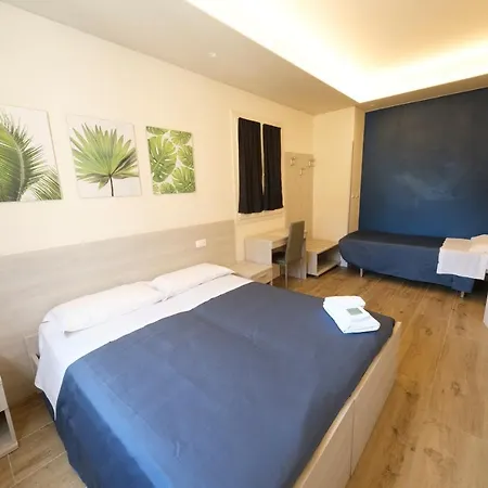 Zoello Je Suis Szálloda 3*