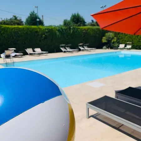 Hotell Zoello Je Suis Castelvetro di Modena