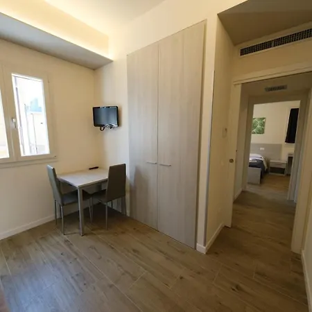 Zoello Je Suis Hotell 3*