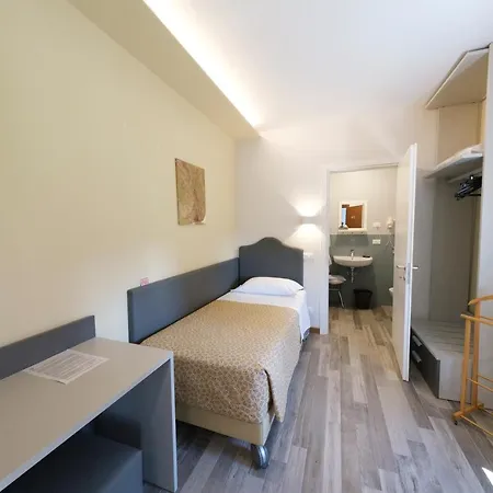 Hotell Zoello Je Suis