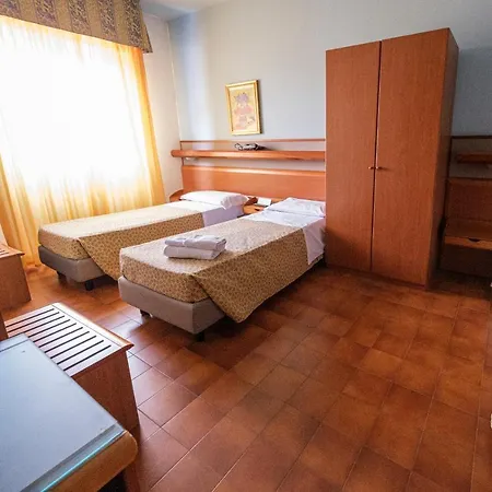 阿尔伯格佐罗耶苏酒店 卡泰维托莫顿