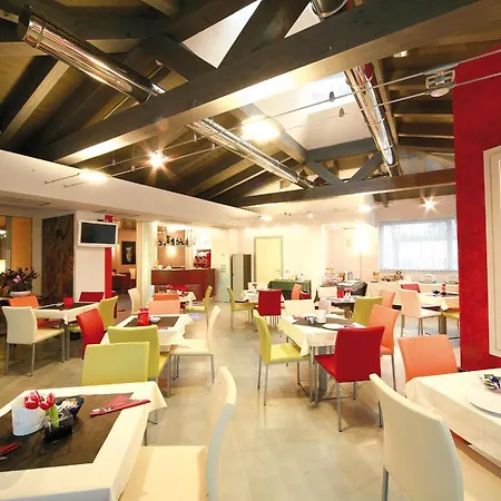 Hotell Zoello Je Suis 3*