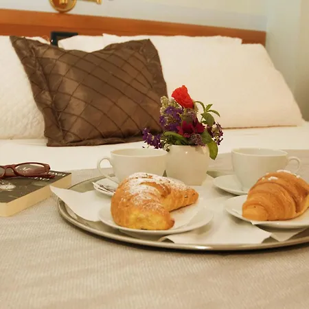 阿尔伯格佐罗耶苏酒店 卡泰维托莫顿