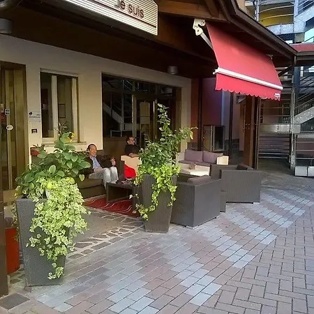 Hotel Zoello Je Suis