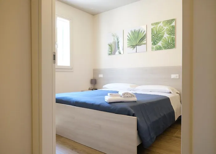 Zoello Je Suis 3* קסטלווטרו די מודנה