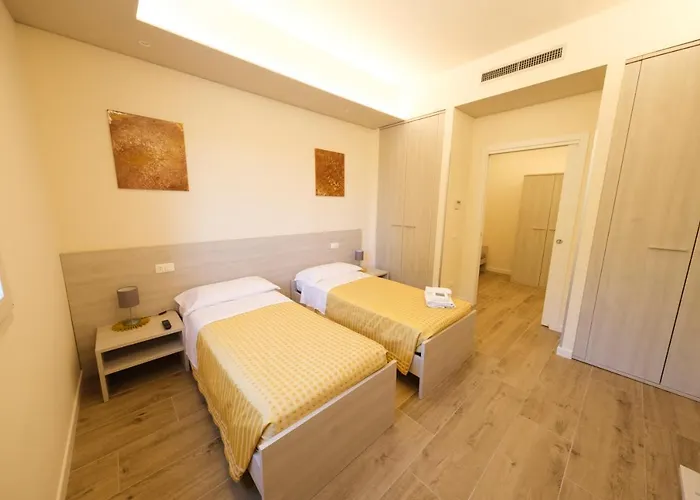 Zoello Je Suis קסטלווטרו די מודנה