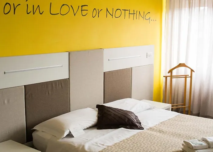 מלון Zoello Je Suis 3*