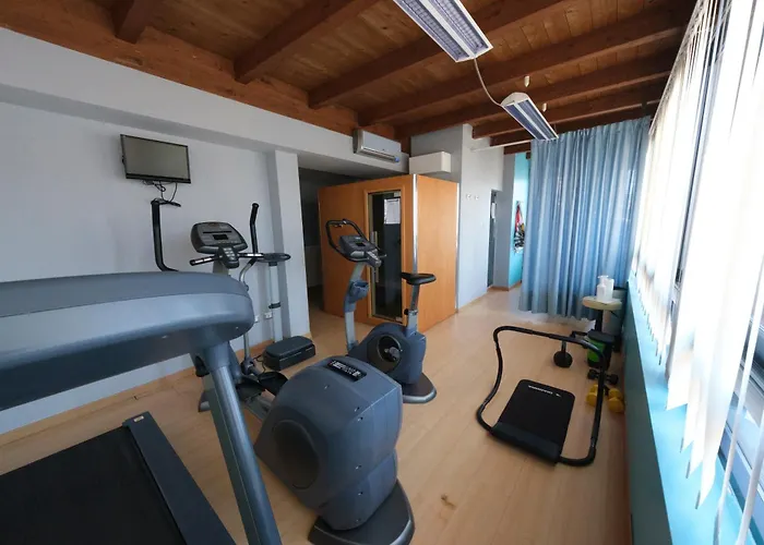 מלון Zoello Je Suis קסטלווטרו די מודנה