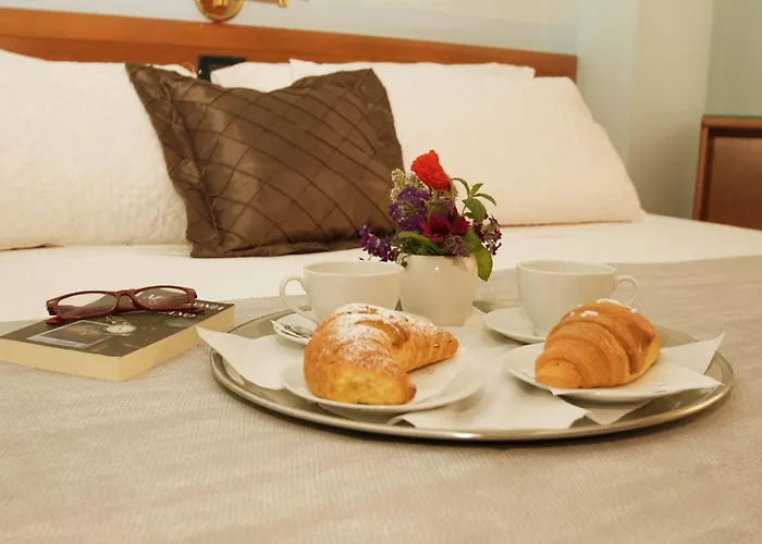 Zoello Je Suis קסטלווטרו די מודנה