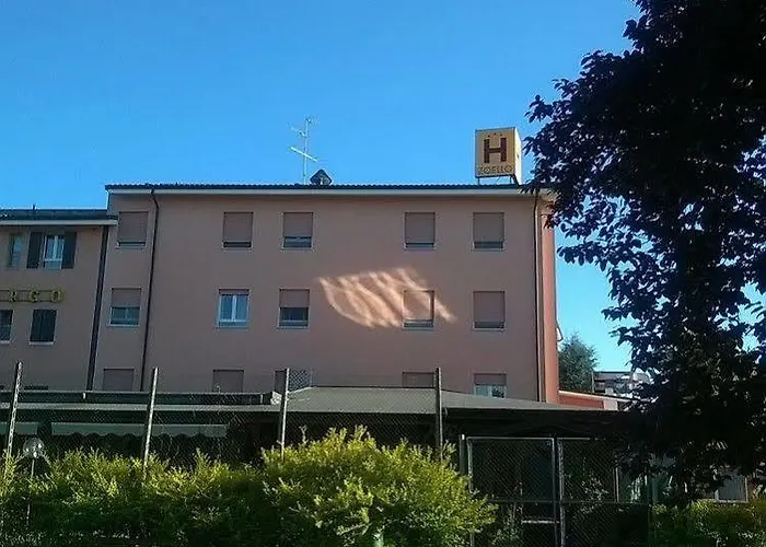 Hotel Zoello Je Suis 3*