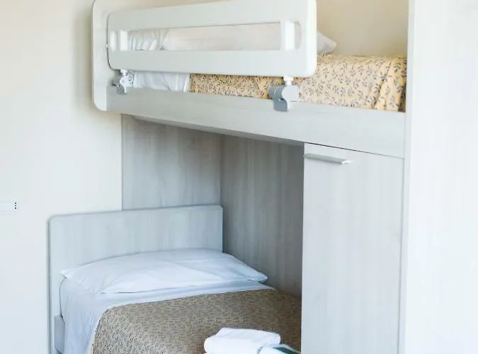 Zoello Je Suis מלון 3*